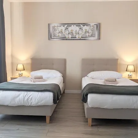 H2u Lux Dla Ciebie Hostel *