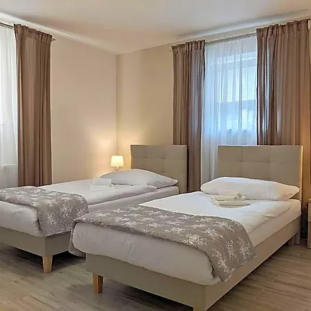 H2u Lux Dla Ciebie Hostel Mlawa